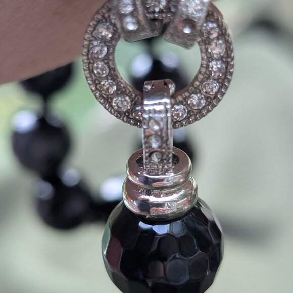Faceted Black Hematite with natural White Baroque Keshi Pearl Pendant Necklace - Picture 3 of 7